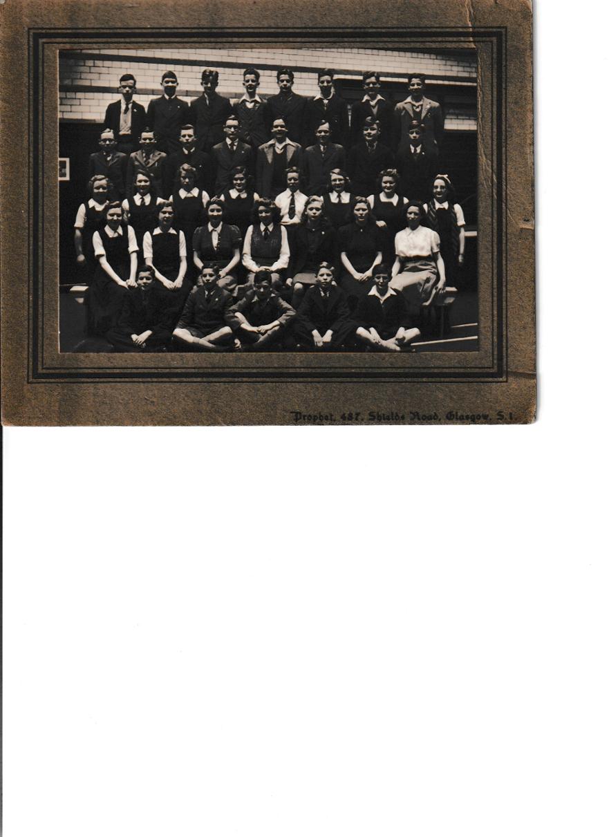 Class 1943-44 Science 3A2 via C Petzsch